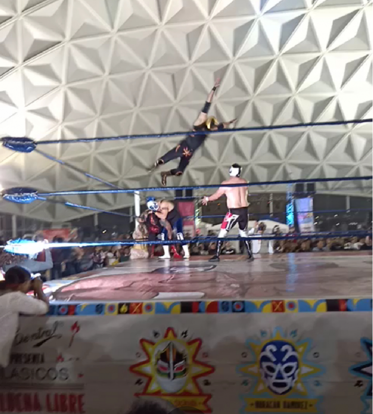 Clásicos de la Lucha Libre en el Domo López Portillo del Plan Sexenal