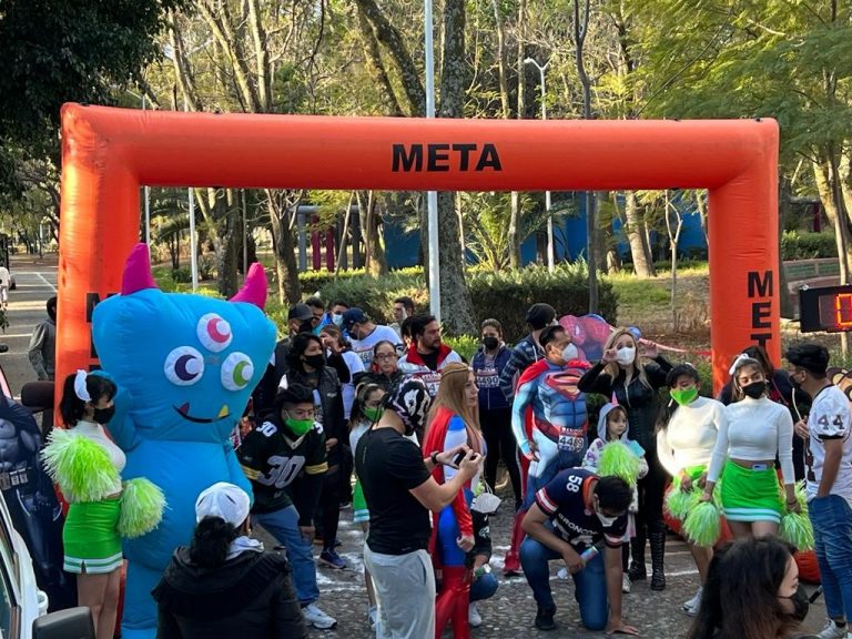 Carrera atlética familiar “Súper Héroes Run 5 km” en el Deportivo Parque Ecológico 18 de Marzo MH