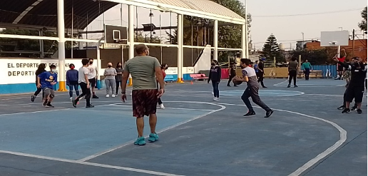 Retomando el baloncesto en el Deportivo Constituyentes de la Miguel Hidalgo